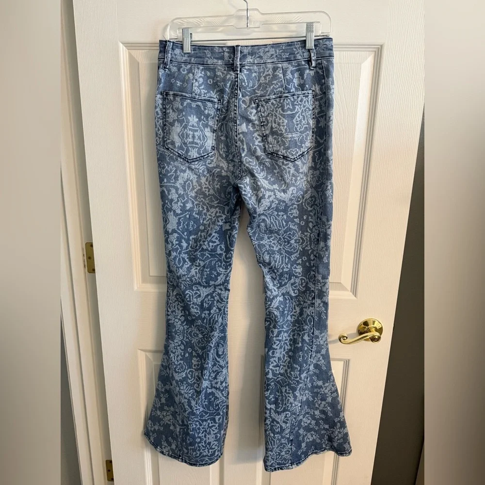 We The Free Floral Flare/Bell Jeans Size 29 - Picture 2 of 10